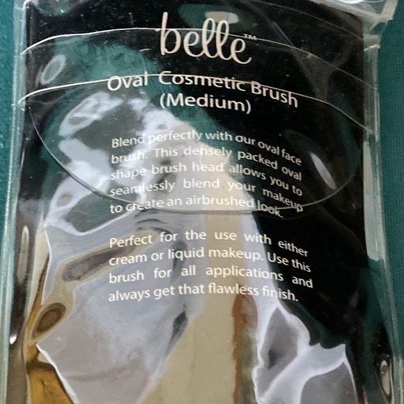belle makeup brush (medium) - Picture 4 of 5
